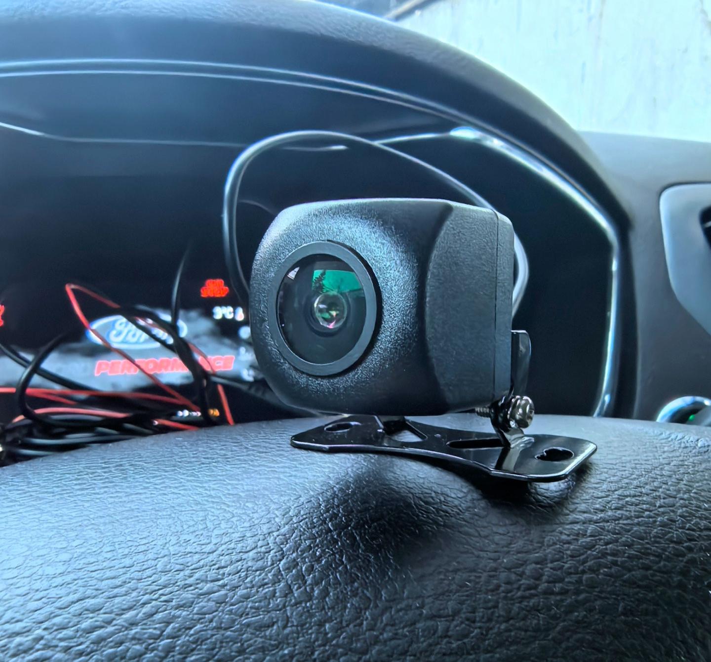 Установка камеры заднего вида iBOX RC FHD11